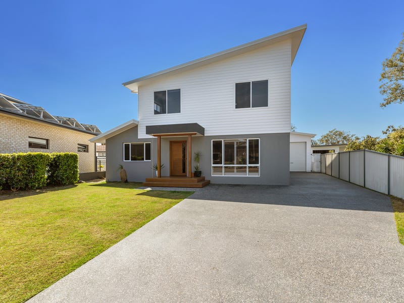 4 Stephen Place, Tweed Heads South, NSW 2486