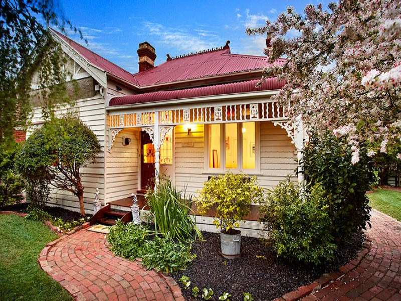 5-mile-end-road-carnegie-vic-3163-realestate-au