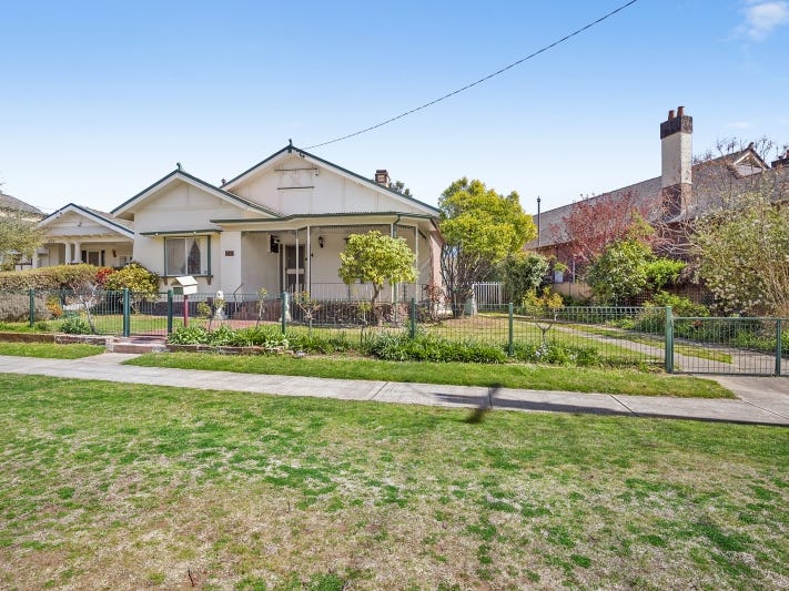 252 Cowper St, Goulburn, NSW 2580 Property Details