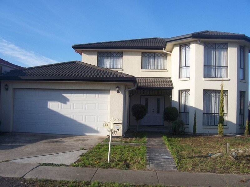 16 Mclaurin Avenue, Roxburgh Park, VIC 3064