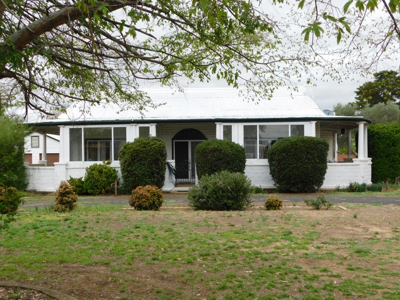 24 Myall St, Binnaway, NSW 2395 Property Details