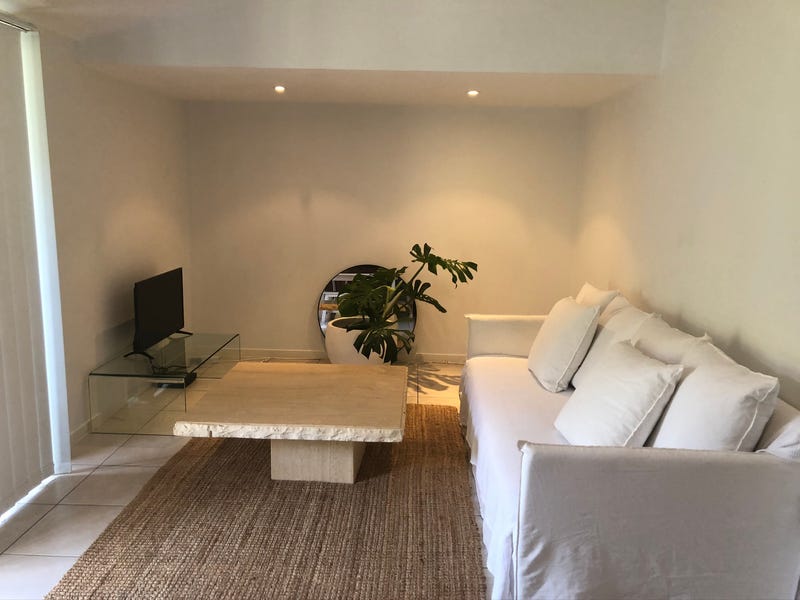 Rental Properties and Real Estate in Mermaid Beach, QLD 4218 (+2