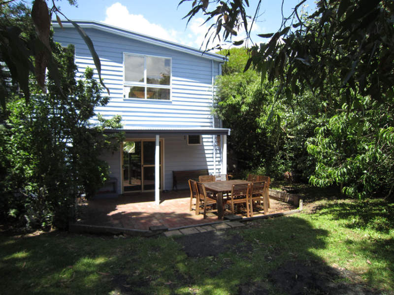 42 Bayview Avenue, Inverloch, Vic 3996 Property Details