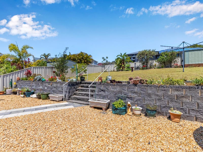 13 Vista Close, Woolgoolga, NSW 2456 House for Sale