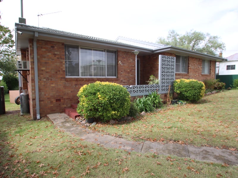 159 Logan Street, Tenterfield, NSW 2372 House for Rent