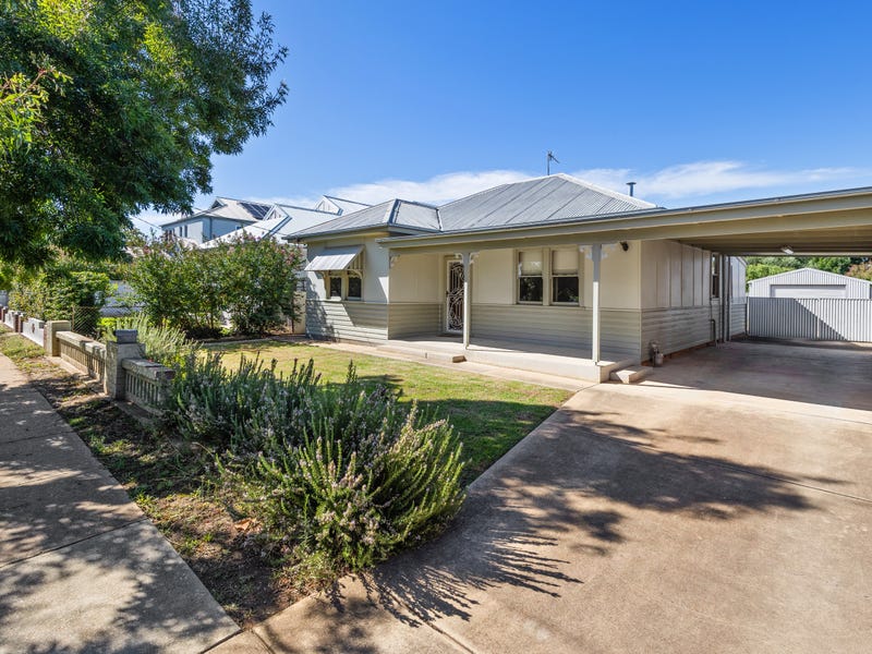 216 Kincaid Street, Wagga Wagga, NSW 2650