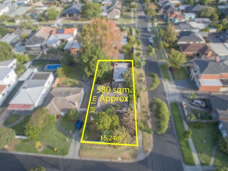 2 Lehem Avenue, Oakleigh South, VIC 3167