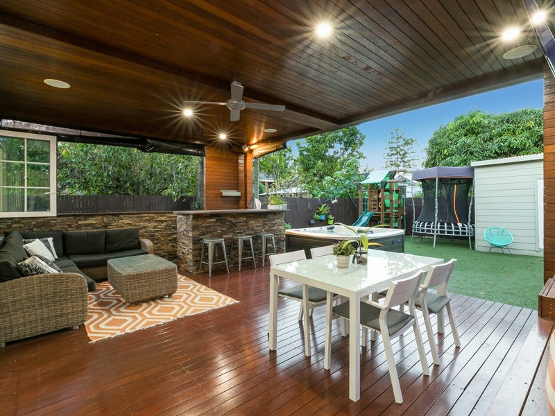 8 West Street, Highgate Hill, QLD 4101