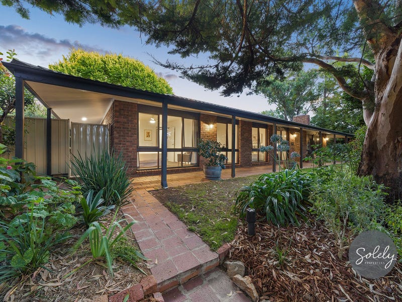 27 Ruthven Street, Gowrie, ACT 2904