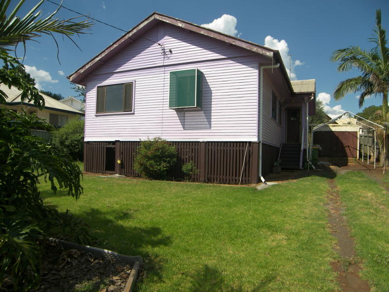 6 Mooney Street, Harlaxton, Qld 4350
