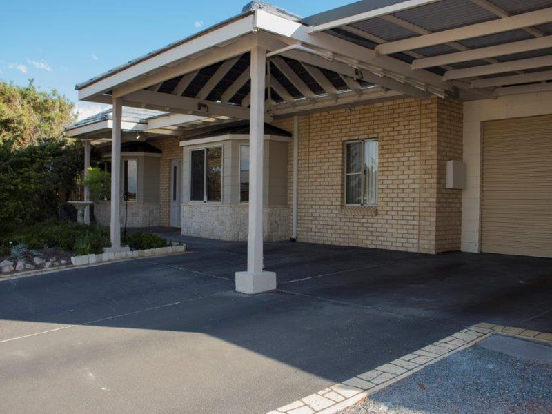 2 Seaview Court, Port Denison, WA 6525