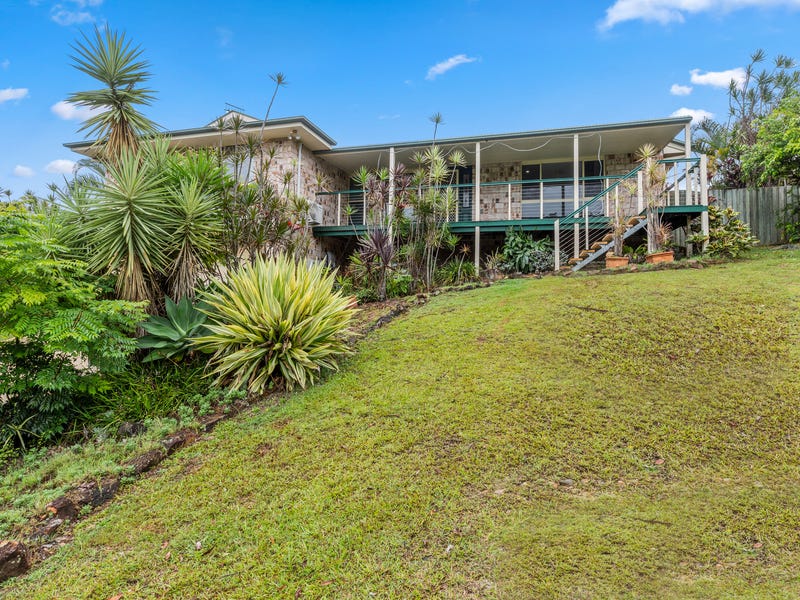 11 RIVEROAK DRIVE, Murwillumbah, NSW 2484 Property Details