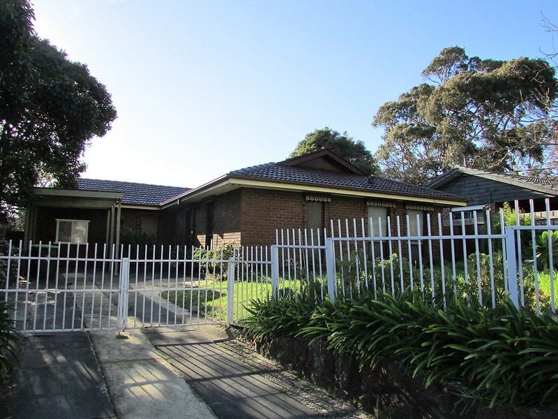 35 Golf Links Road, Frankston, VIC 3199