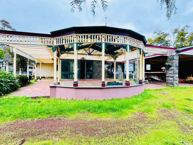 30 Farleigh Court, Mickleham, Vic 3064 House for Rent