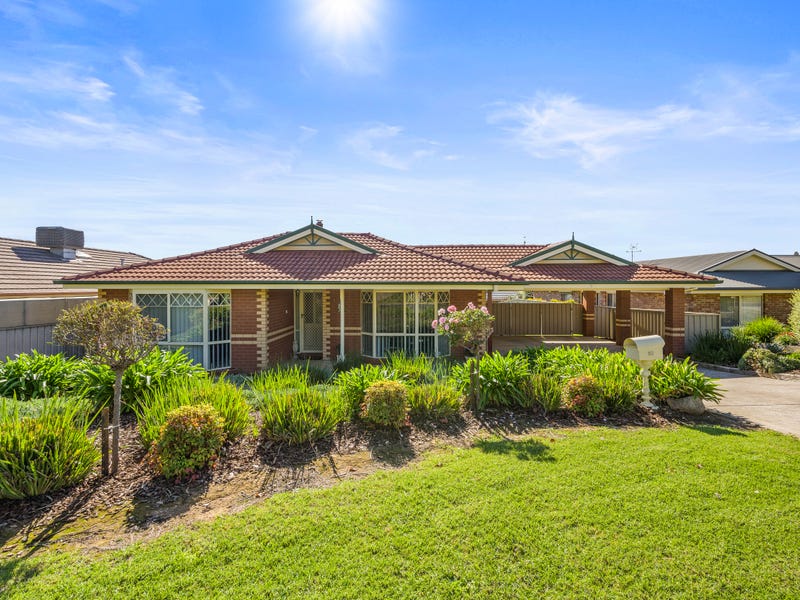 10 Mashie Way, Wodonga, Vic 3690 Property Details