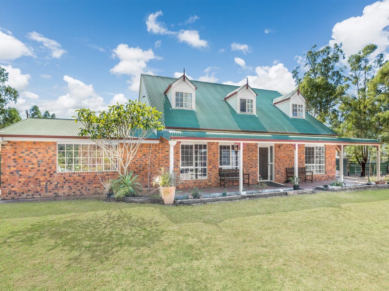 8 Oak Street, Brightview, QLD 4311