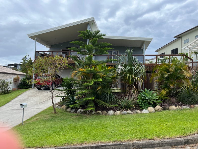 38 Macadamia Drive, Pottsville, NSW 2489