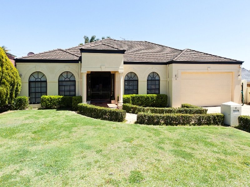 6 Lindsay Drive, Noranda, WA 6062