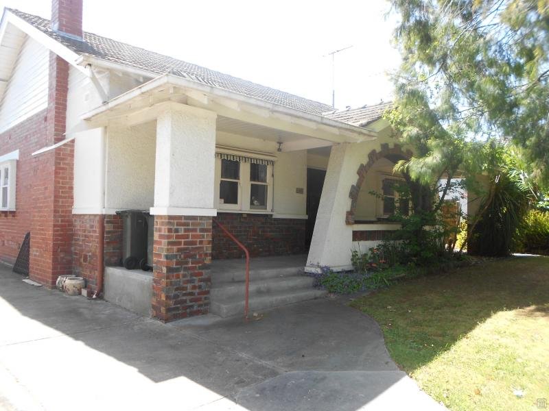 7 Rossfield Avenue, Kew, VIC 3101