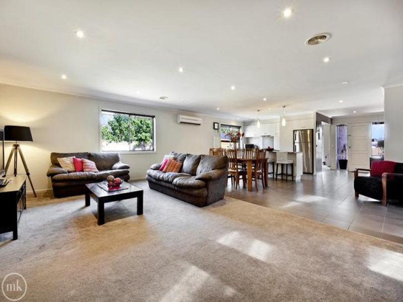 31 Timbertop Drive, Doreen, Vic 3754 Property Details