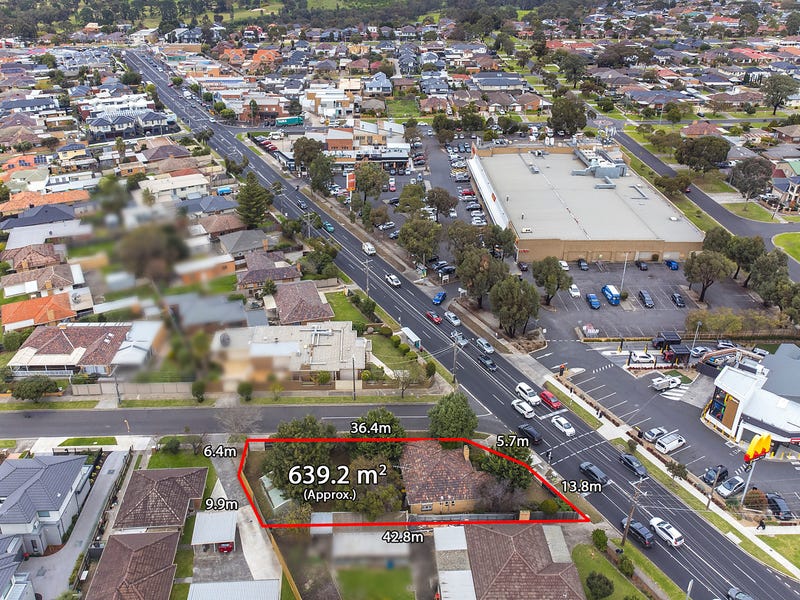 52 Military Road, Avondale Heights, VIC 3034