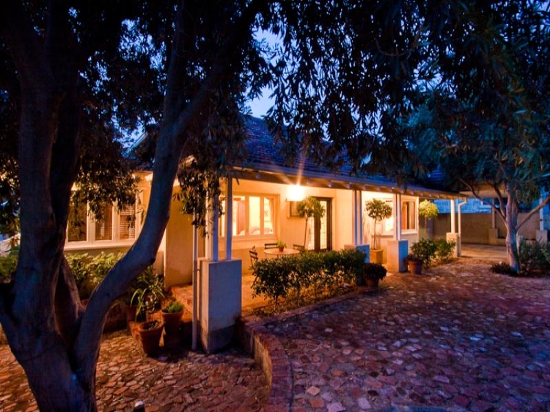 2 Rosser Street, Cottesloe, WA 6011