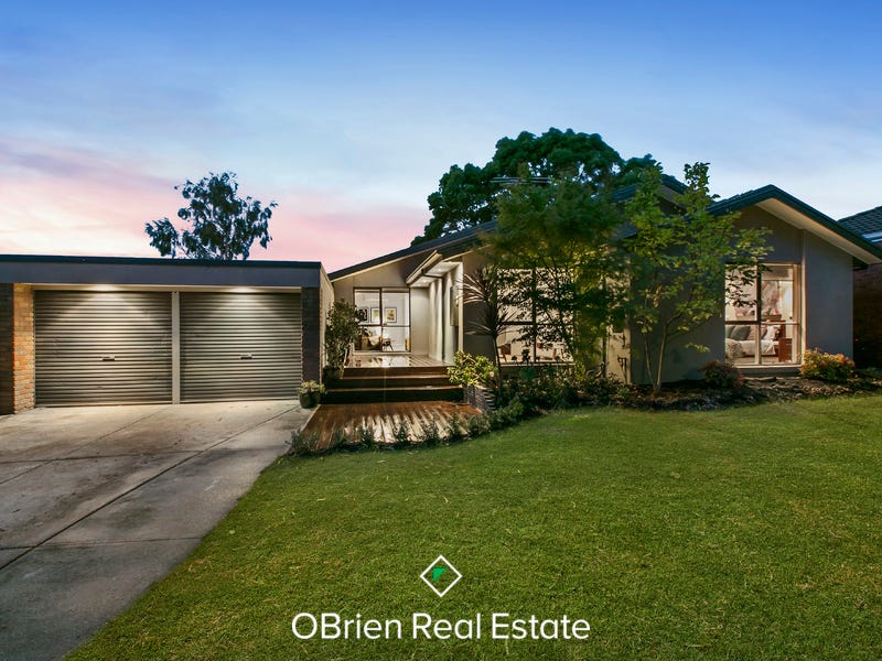 21 Lydia Mary Drive, Berwick, Vic 3806 Property Details