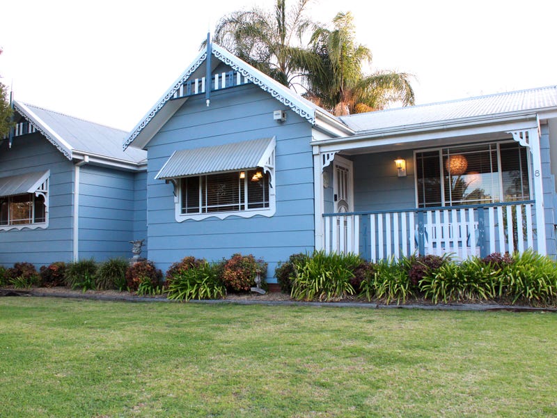 8 Wallace Road, Vineyard, NSW 2765 Property Details