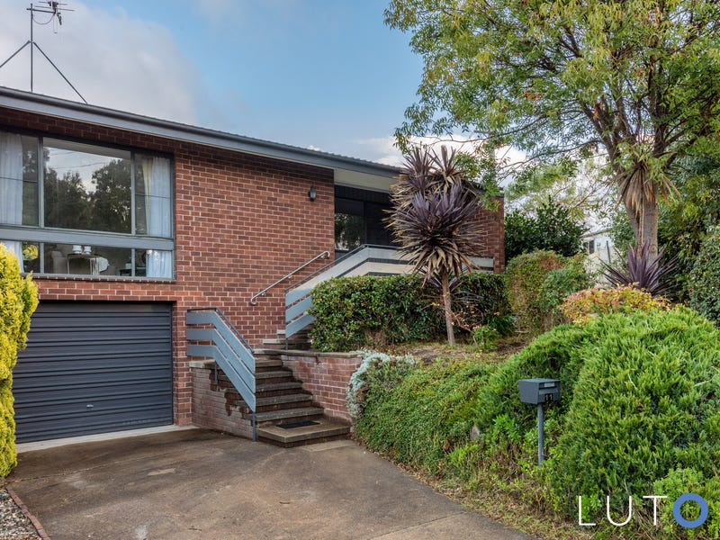 11 Joyce Place, Mawson, ACT 2607 Property Details
