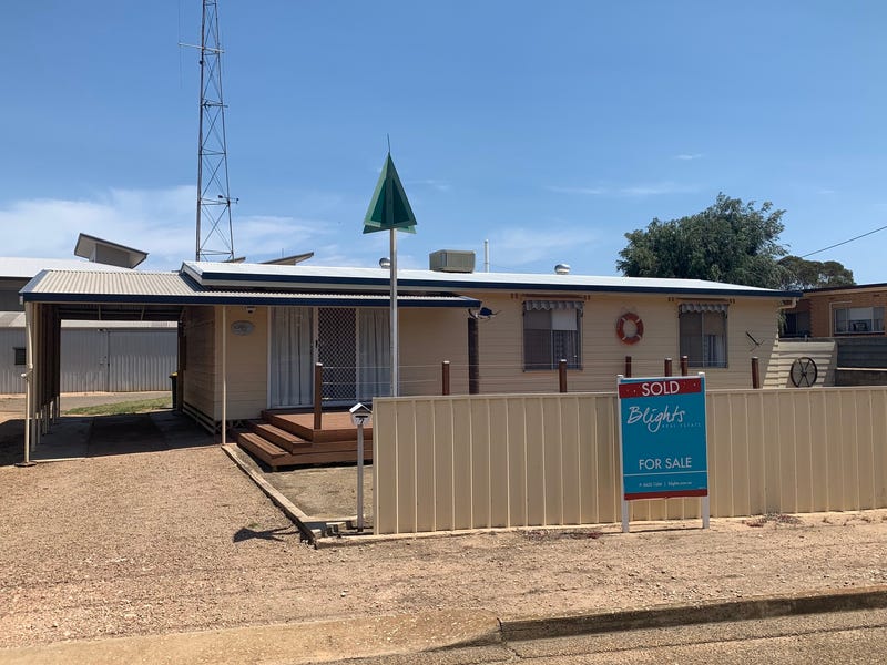 7 Mildren Avenue, Port Broughton, SA 5522