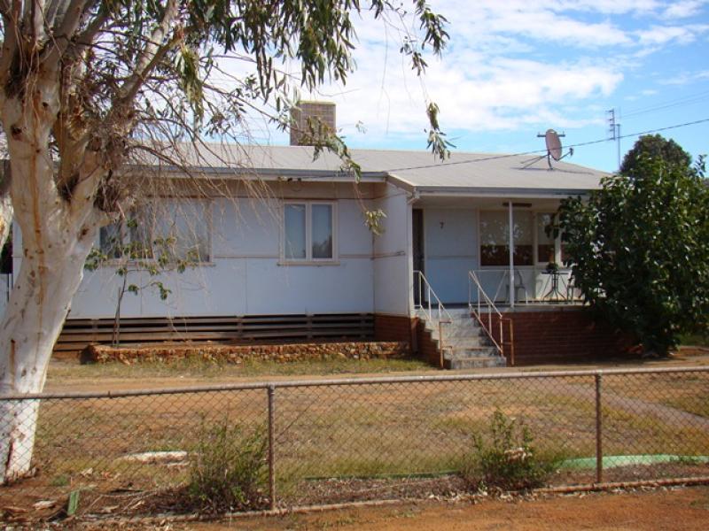 9 View Street, Mullewa, WA 6630 Property Details