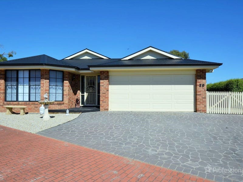 39 Henning Cres, Wallerawang, NSW 2845