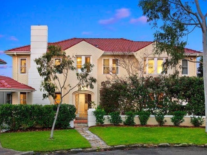 2/2A Dalmeny Road, Northbridge, NSW 2063 Property Details