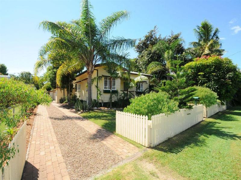 114 Cunningham Street, Urangan, QLD 4655