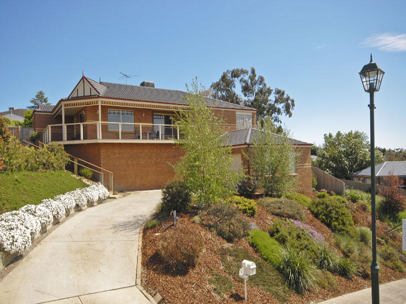 4 Noble Court, Lilydale, Vic 3140 Property Details