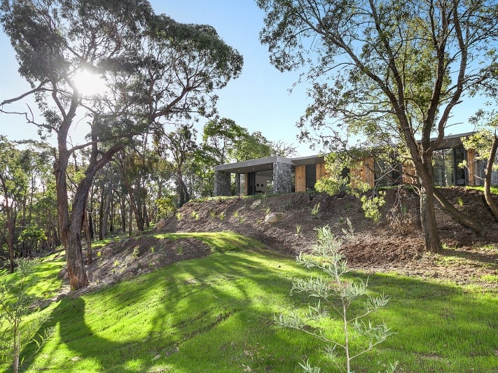 10 Hepburn Road, Daylesford, Vic 3460 Property Details