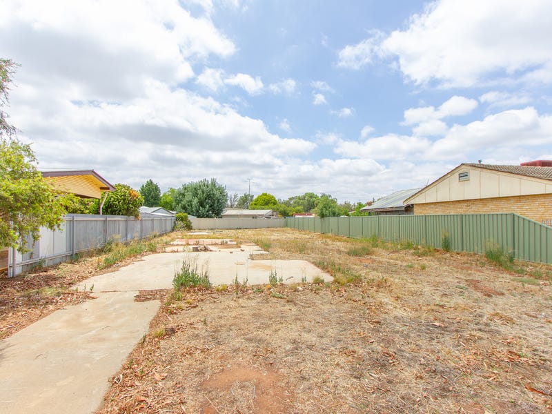 Land for Sale in Leeton, NSW 2705