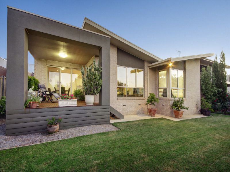 34 Leigh Road, Highton, Vic 3216 Property Details