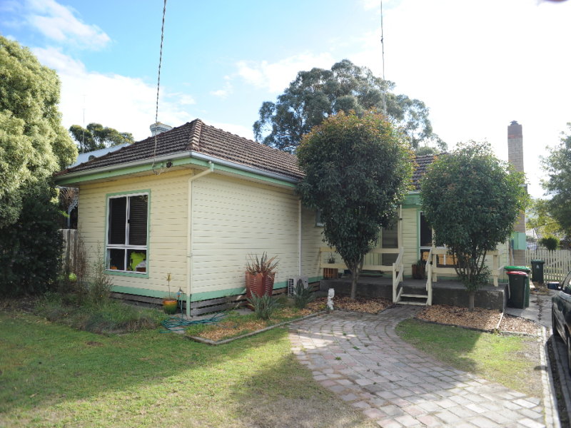 10 Victoria Street, Bairnsdale, VIC 3875