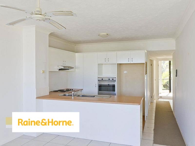 18/2 Fraser Avenue, Miami, Qld 4220 Property Details