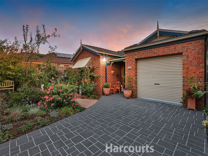 10 Mitchell Close, Pakenham, Vic 3810 Property Details