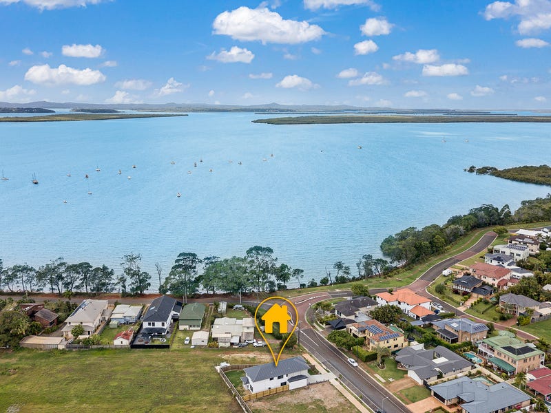 4 Bedroom Houses for Sale in Redland Bay, QLD 4165 Pg. 2