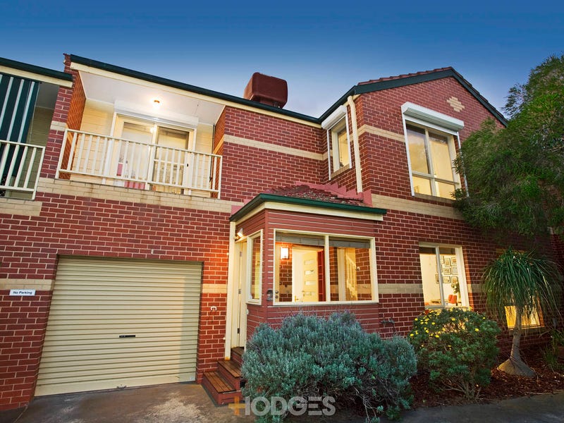 2/214 Centre Road, Bentleigh, Vic 3204 Property Details