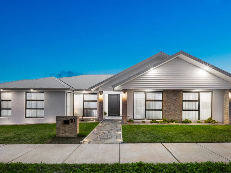 10 Chaloupka Street, Whitlam, ACT 2611 Property Details