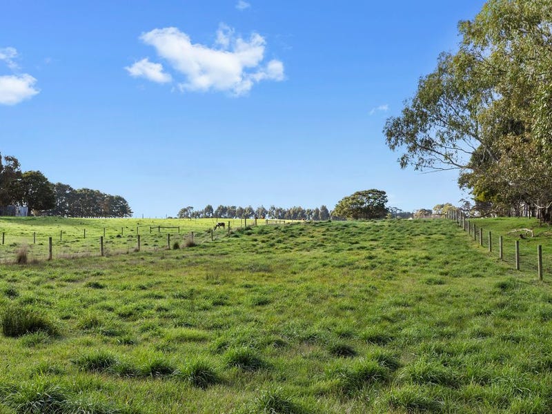 568 Corangamite Lake Road, Cororooke, VIC 3254 - realestate.com.au