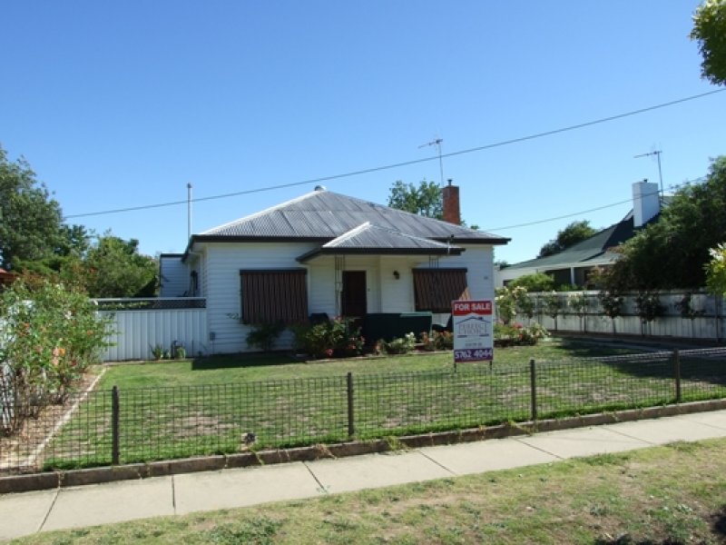 44 WEDGE STREET, Benalla, Vic 3672 Property Details