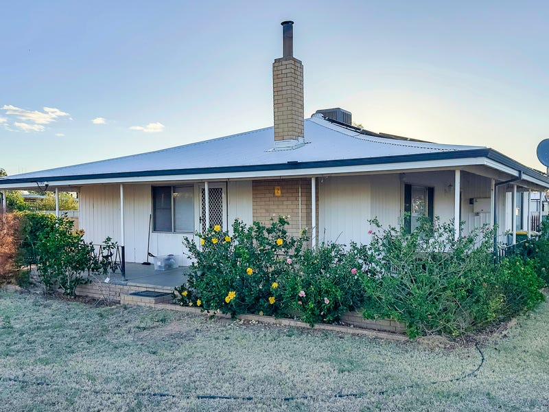 2 Memorial Avenue, Mukinbudin, WA 6479 House for Sale