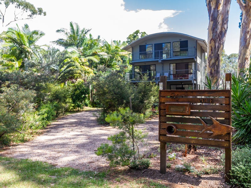 26 Treasure Island Avenue, Karragarra Island, QLD 4184