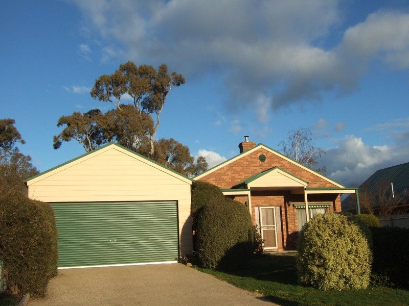 4 Ross Crt, Myrtleford, Vic 3737 Property Details