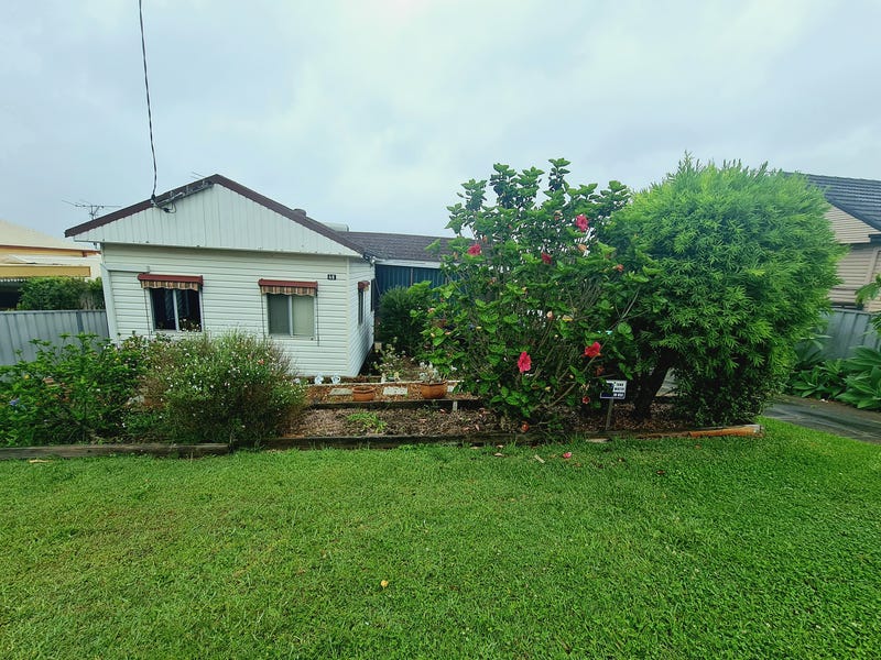 48 Chief Street, Belmont North, NSW 2280